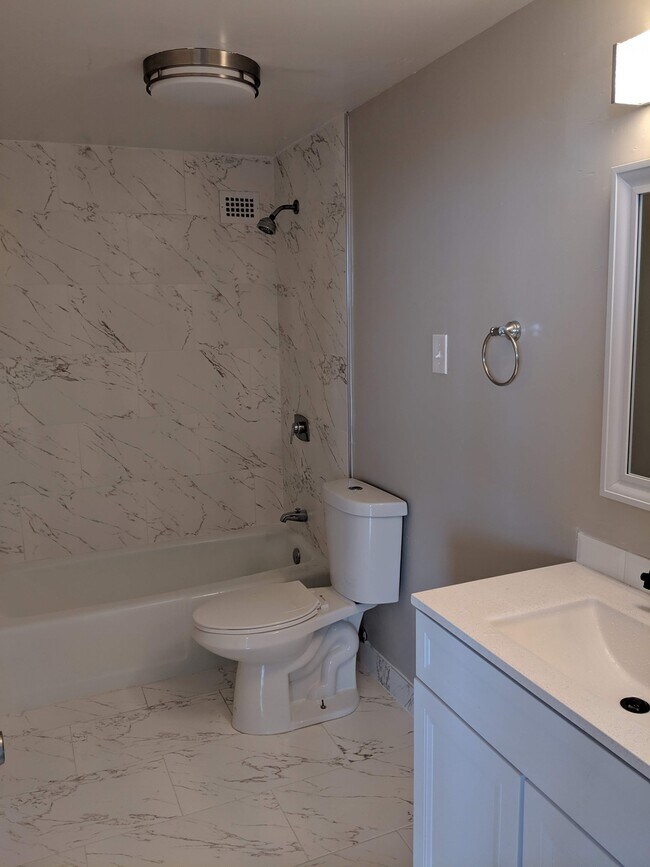 Bathroom - 3701 S George Mason Dr