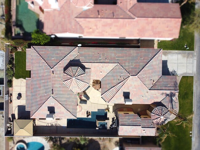 Building Photo - 57669 Santa Rosa Trail