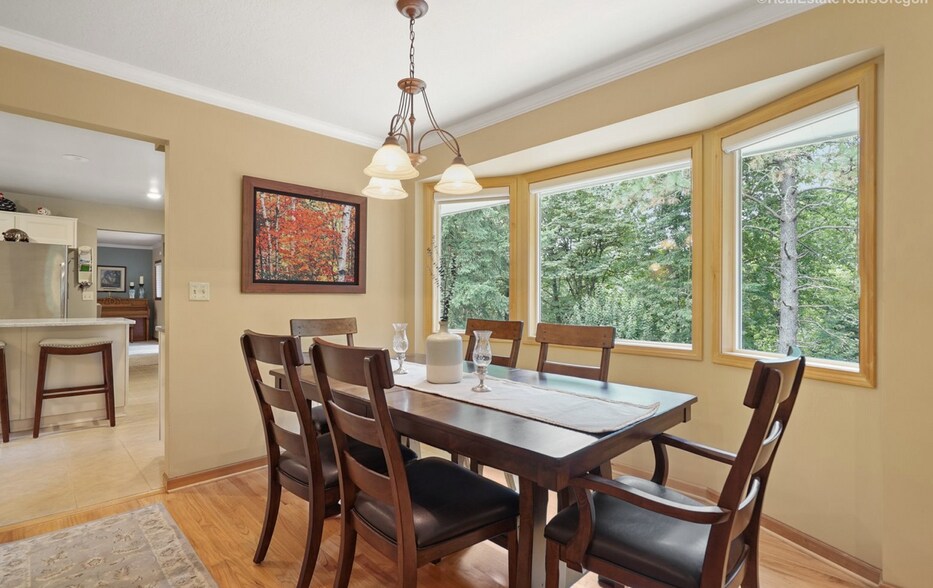 Dining room - 4625 SW 42nd Pl