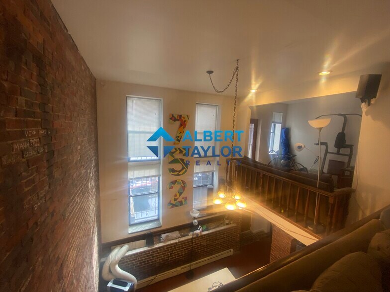 Building Photo - 750 Tremont St