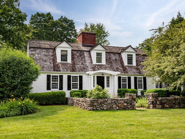 Building Photo - 61 Old Litchfield Rd
