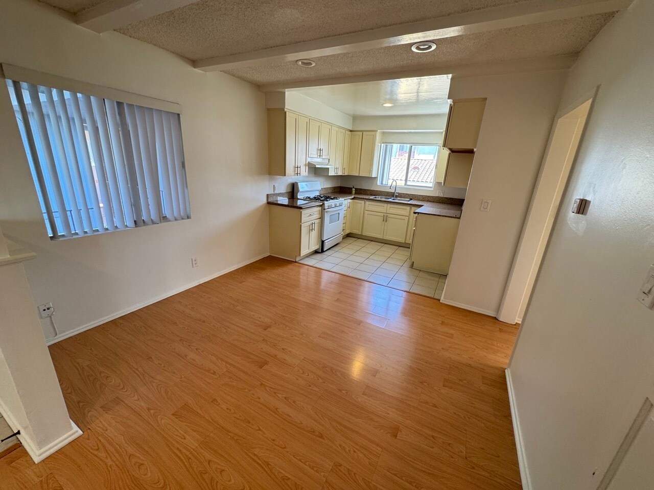 Building Photo - 1152 Ruberta Ave