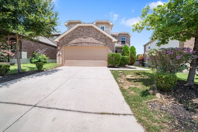 Building Photo - Gorgeous 4 Bed/ 3Bath house for rent! Avai...