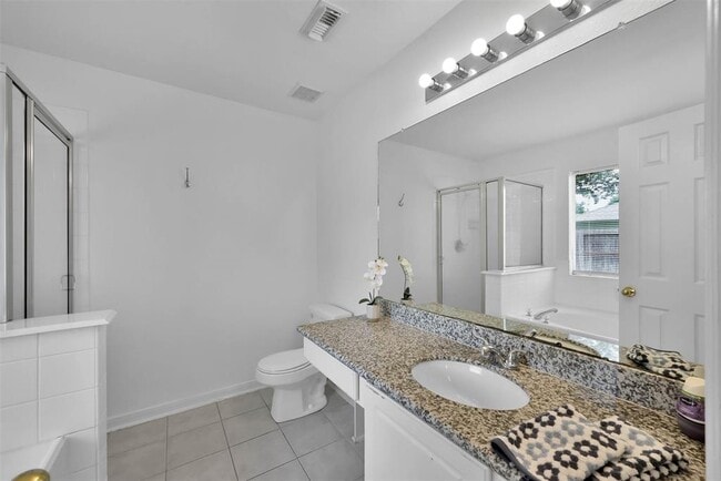 Building Photo - 3234 Crestbridge Ln