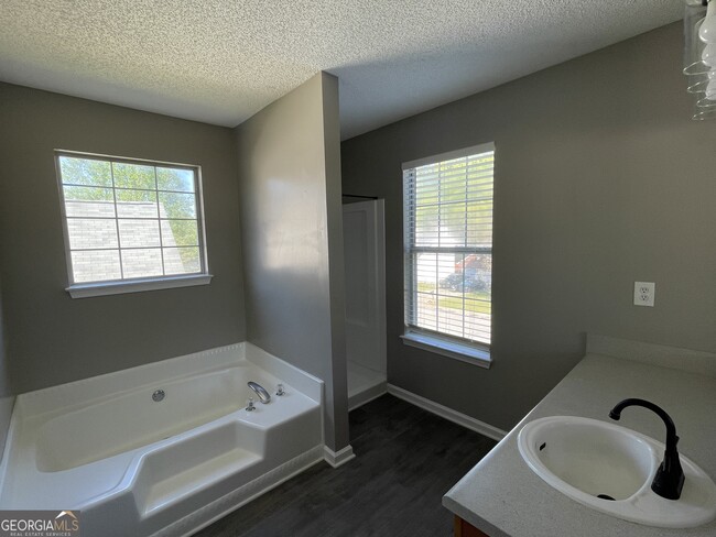 Building Photo - 7177 Hazelwood Dr