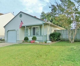 Building Photo - READY 07-15-26! Charming Rock Creek Ranch Home! Community Pool, Tennis Courts, & Playgrounds! Mus...