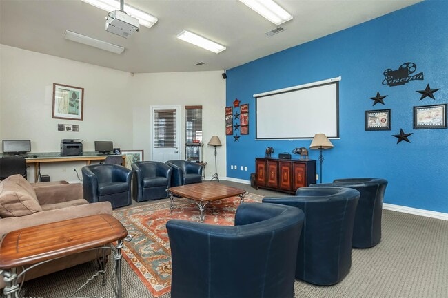 Building Photo - 1600 W Clements St