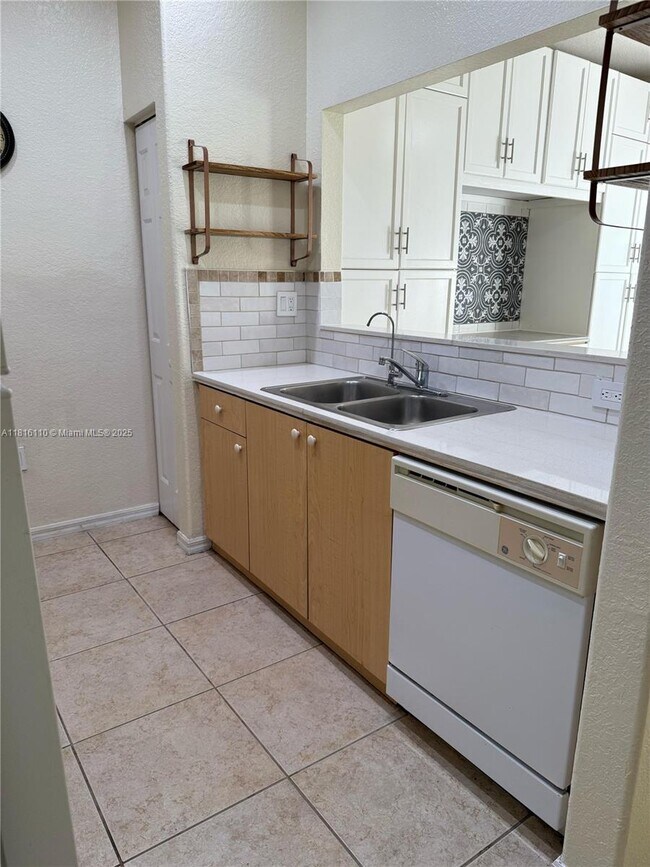 Building Photo - 11011 SW 236th Terrace