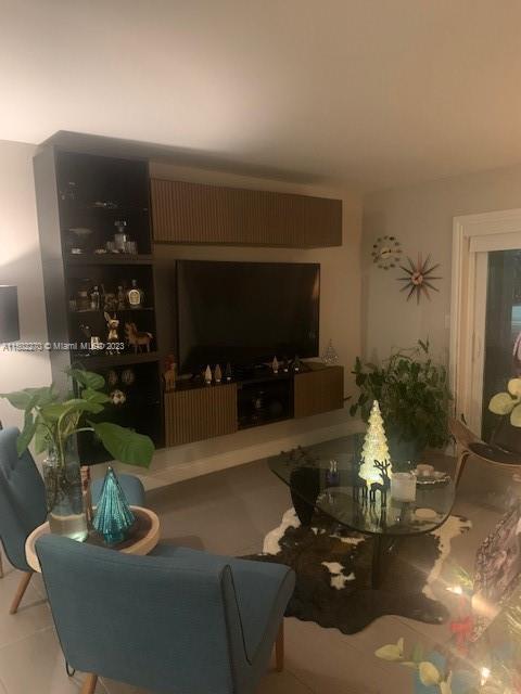 Building Photo - 1631 NE 114th St