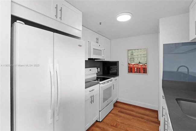 Building Photo - 816 NW 11th St