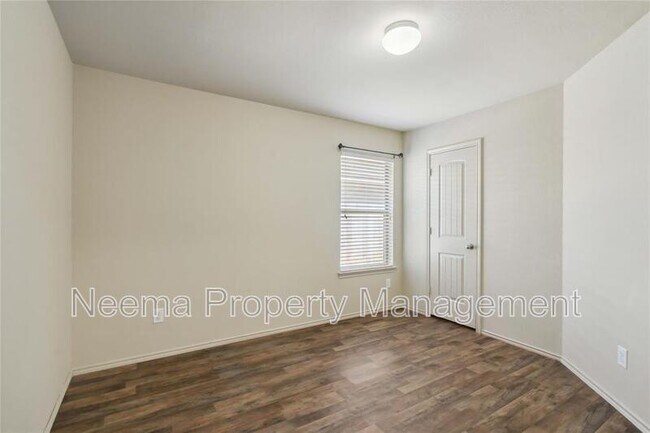 Building Photo - 7218 Alava Dr