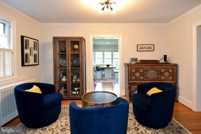 Building Photo - Discover exceptional comfort and timeless style in this beautifully updated single family residen...