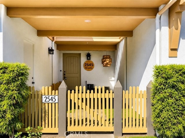 Building Photo - 2545 Bungalow Pl