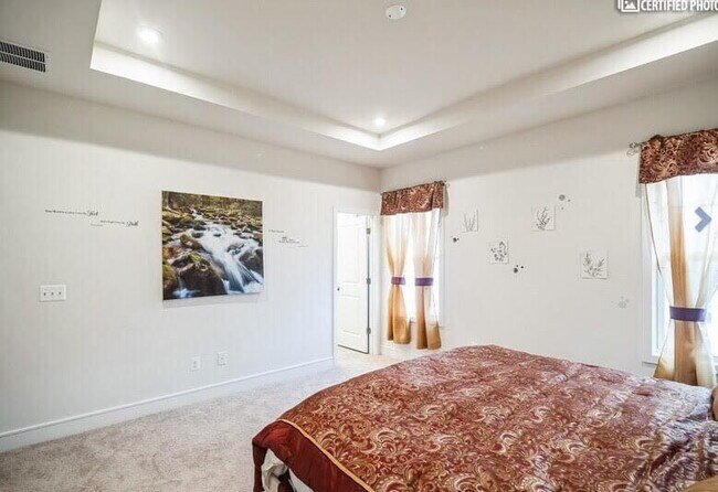 Building Photo - 139 Choke Cherry Ct