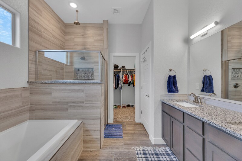 Building Photo - 216 Staffs Way