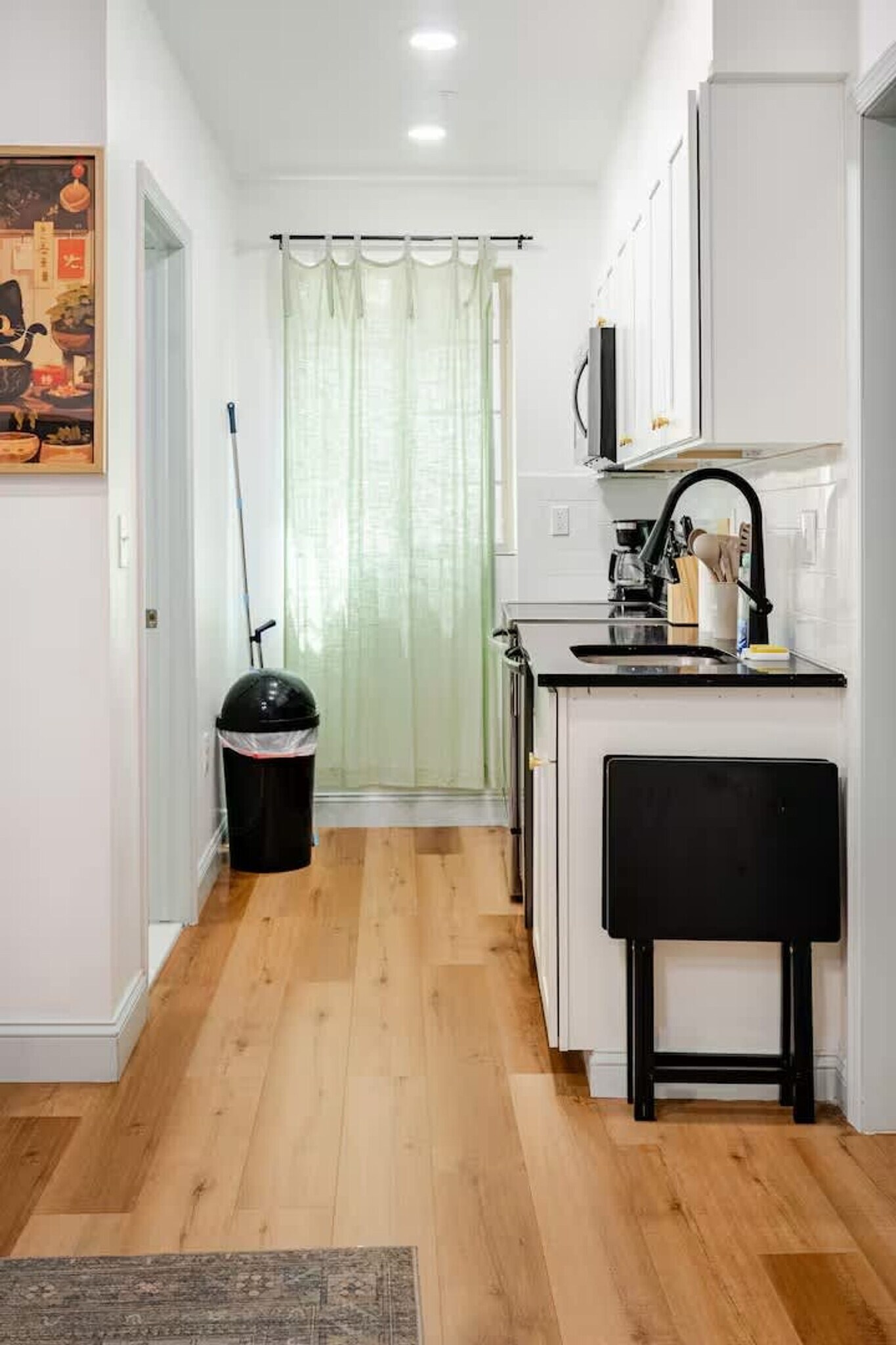 Building Photo - 1384 Ridge Ave