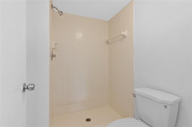 Building Photo - 2355 SW 15th St