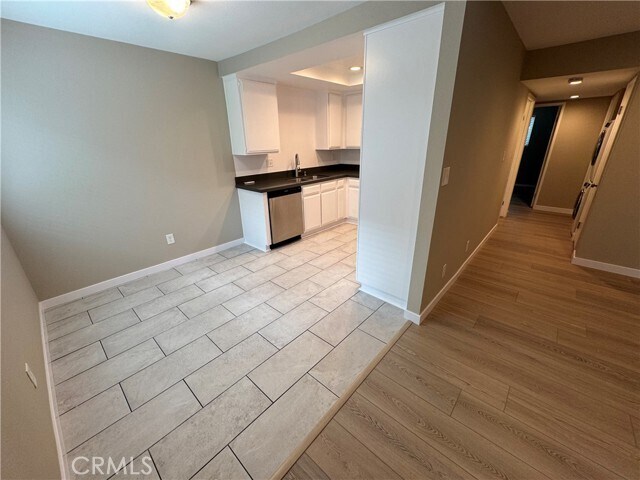 Building Photo - 5238 Hayter Ave