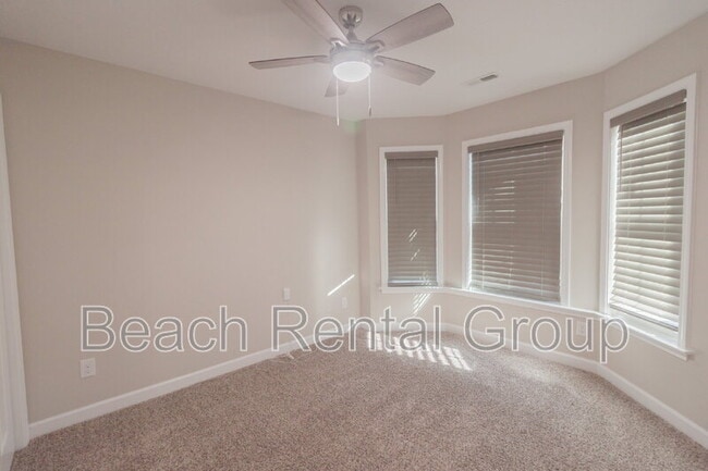 Building Photo - 3793 Mayfield Dr