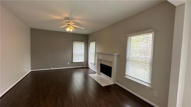 Building Photo - 205 Foe Creek Ct