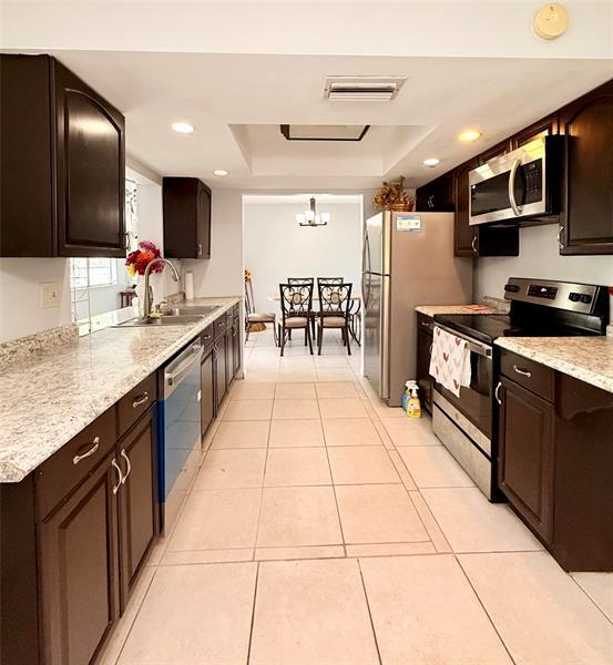 Building Photo - 6905 NW 15th St