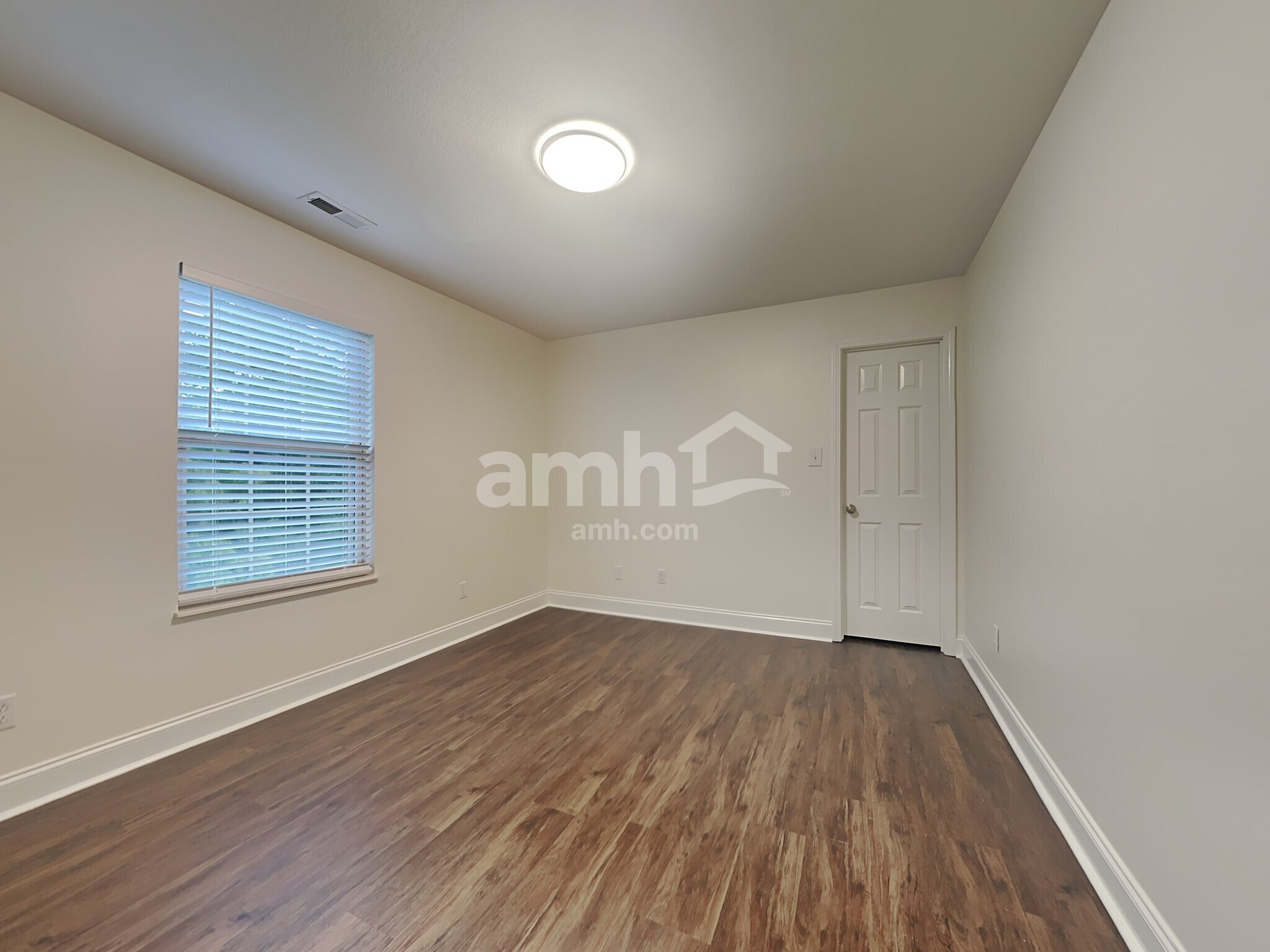 Building Photo - 4818 Ivy Rose Dr