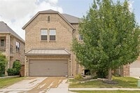Building Photo - 4549 El Paso Dr