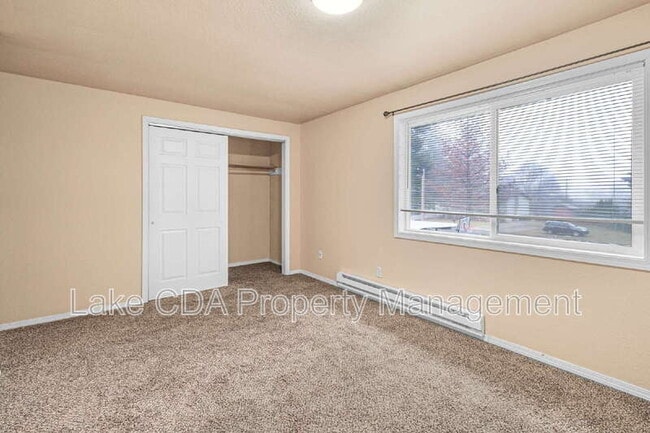 Building Photo - 1411 E Lunceford Ln