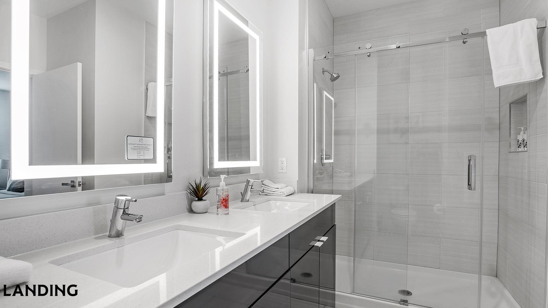 Building Photo - 4950 W Prescott St