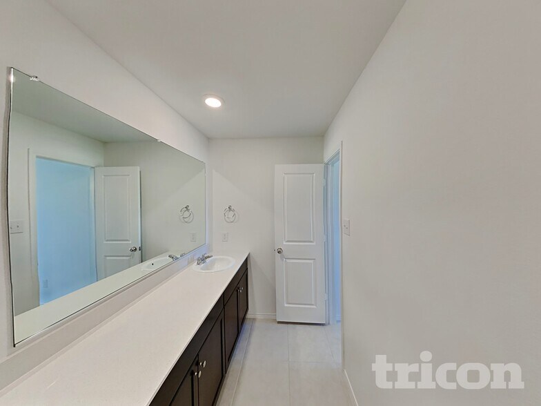 Building Photo - 8301 Bell Rdg Ln