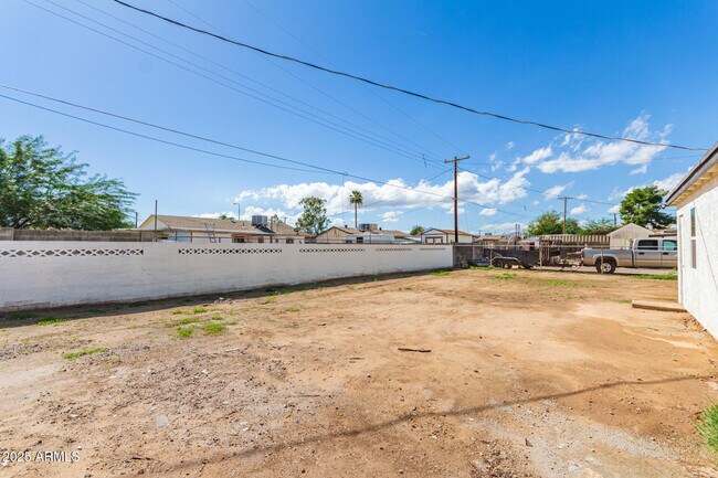 Building Photo - 4013 W Nancy Ln