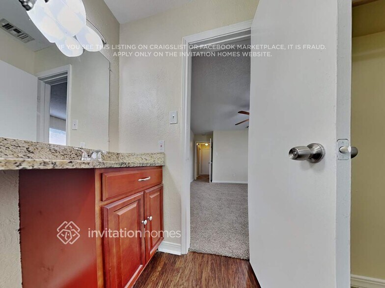 Building Photo - 2307 Pepperweed Dr