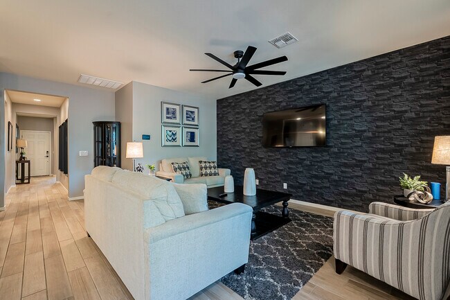 Building Photo - 9733 W Southgate Ave