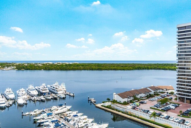 Building Photo - 108 Lakeshore Dr