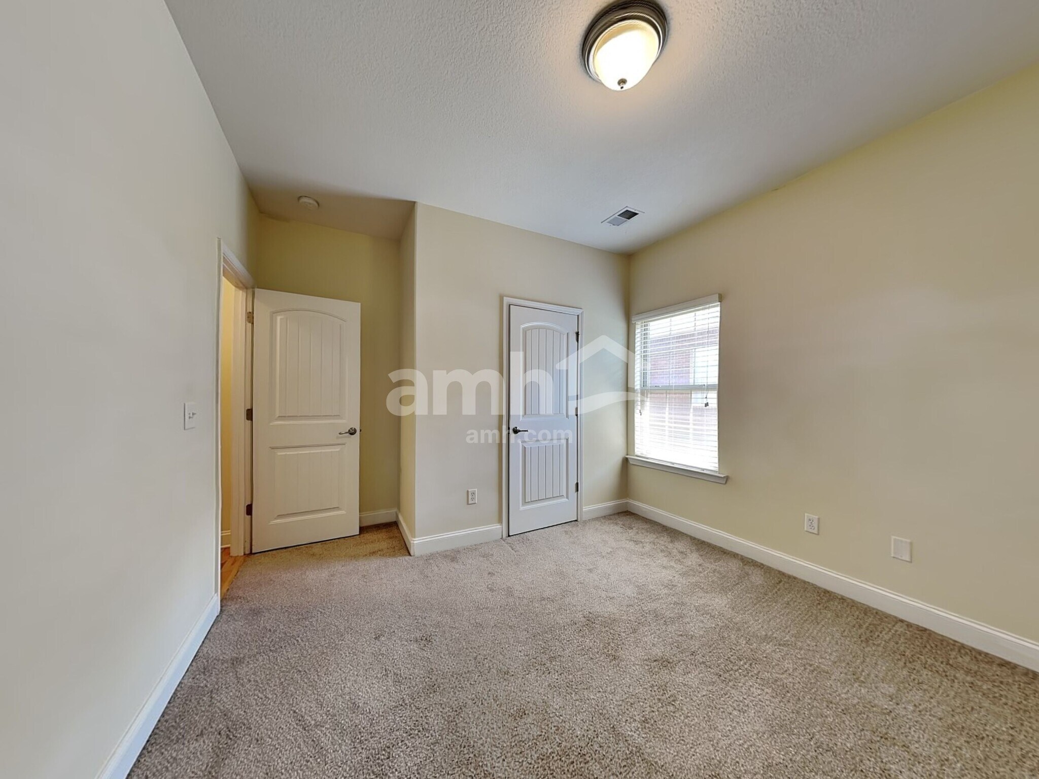 Building Photo - 101 Scottish Ave