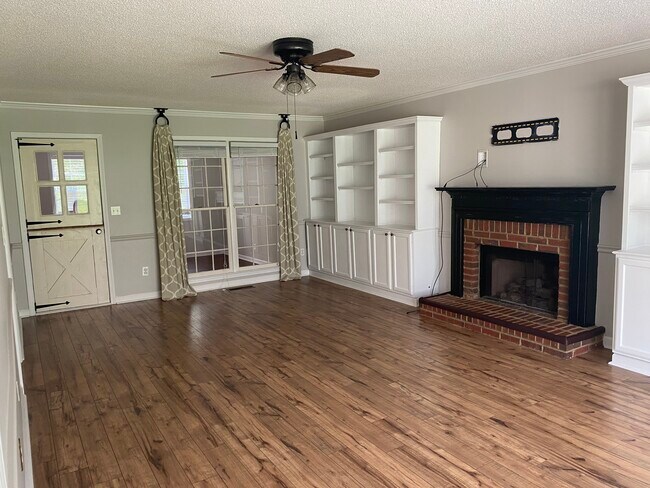 Building Photo - 2982 Edenberry Ln NW