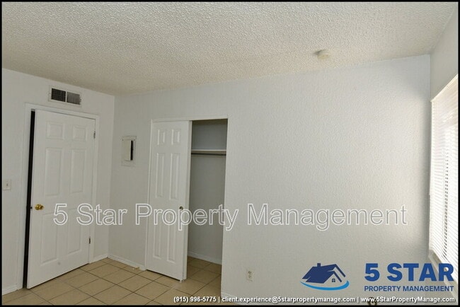 Building Photo - 8933 Kenneth St