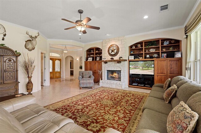 Building Photo - 22658 Felicia Dr