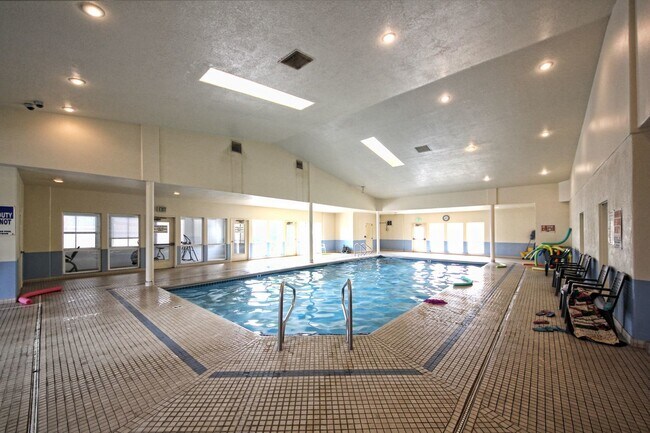 Building Photo - 2 Bed/1.5 Bath In An Active 55+ Community