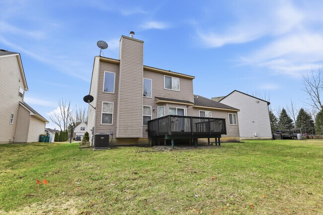 Building Photo - 35900 Abbey Dr