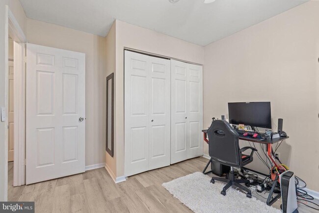 Building Photo - 10529 Reed's Landing Cir