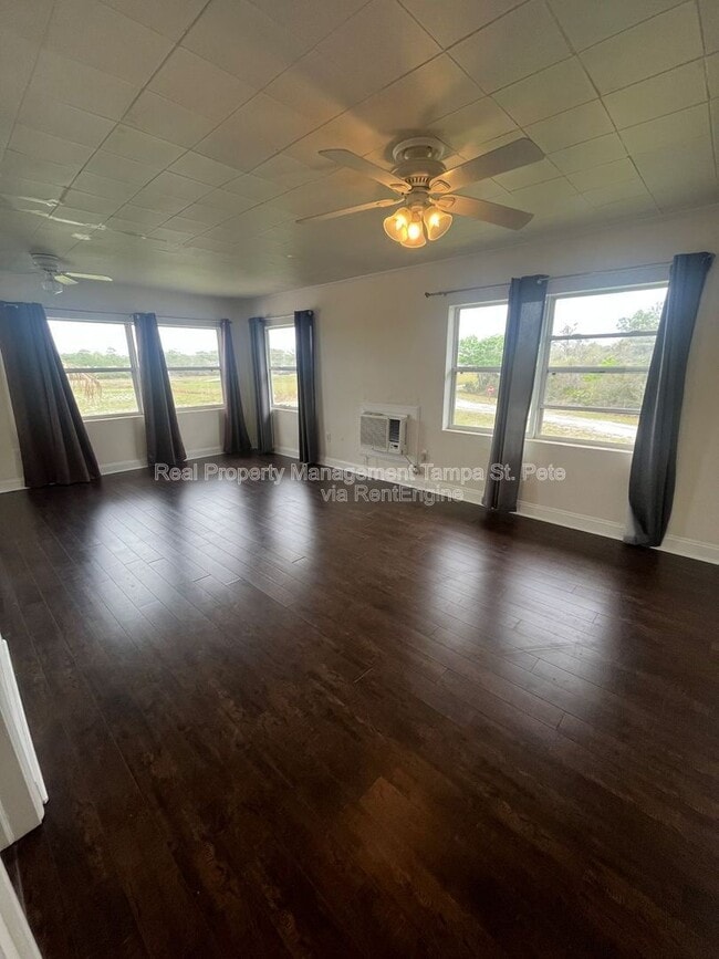 Building Photo - 6900 Miami Dr