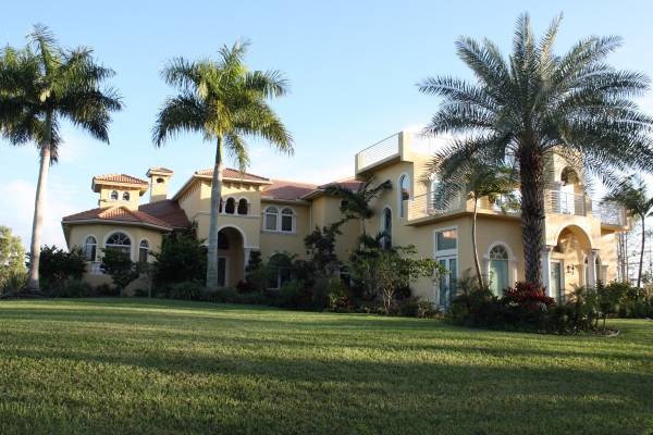 Building Photo - 5862 Homeland Rd