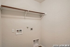 Building Photo - 366 Maple Way