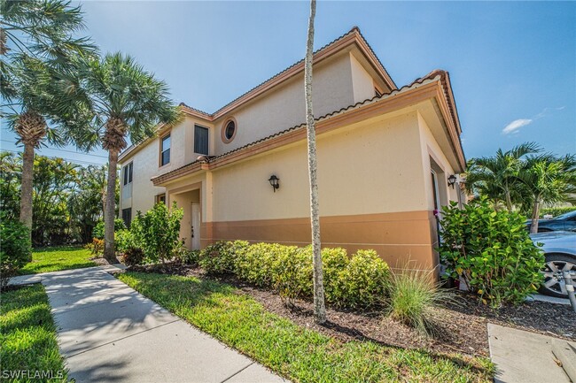 Building Photo - 15561 Bellamar Dr