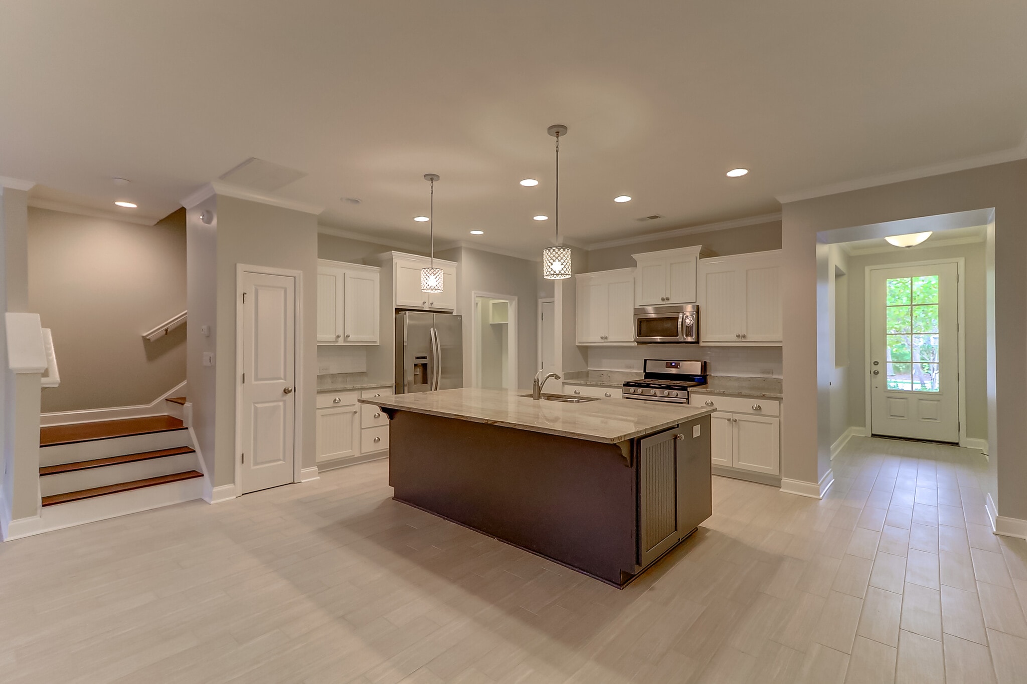 Kitchen - 2069 Kings Gate Ln