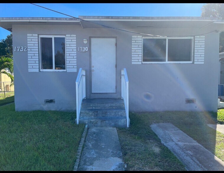 Building Photo - 1730 NW 50th St
