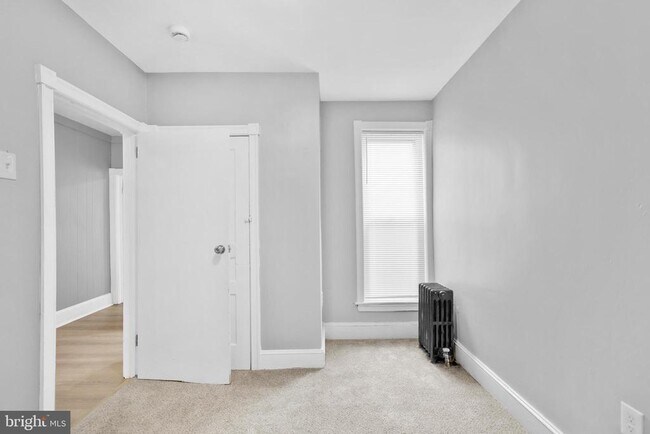 Building Photo - 5249 Delancey St