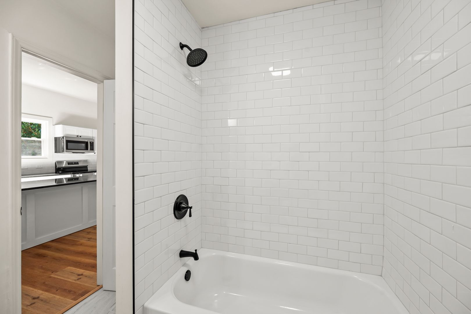 Building Photo - 209 N Spring St