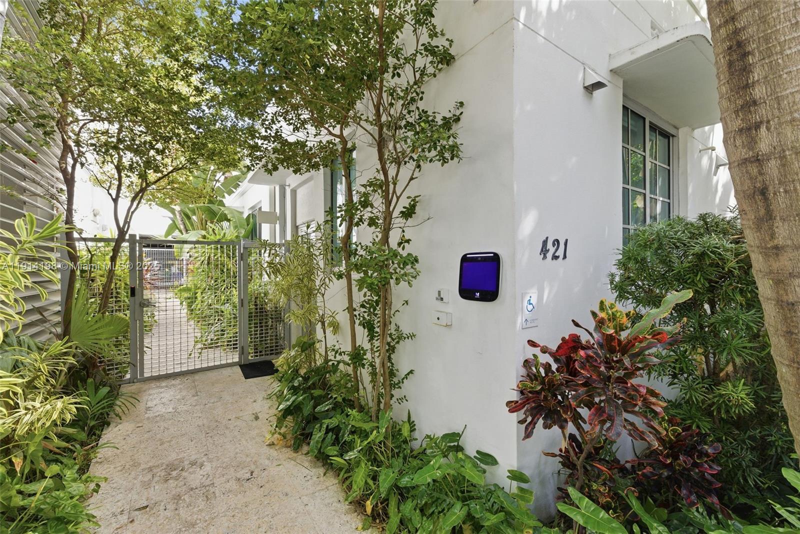 Building Photo - 421 Meridian Ave